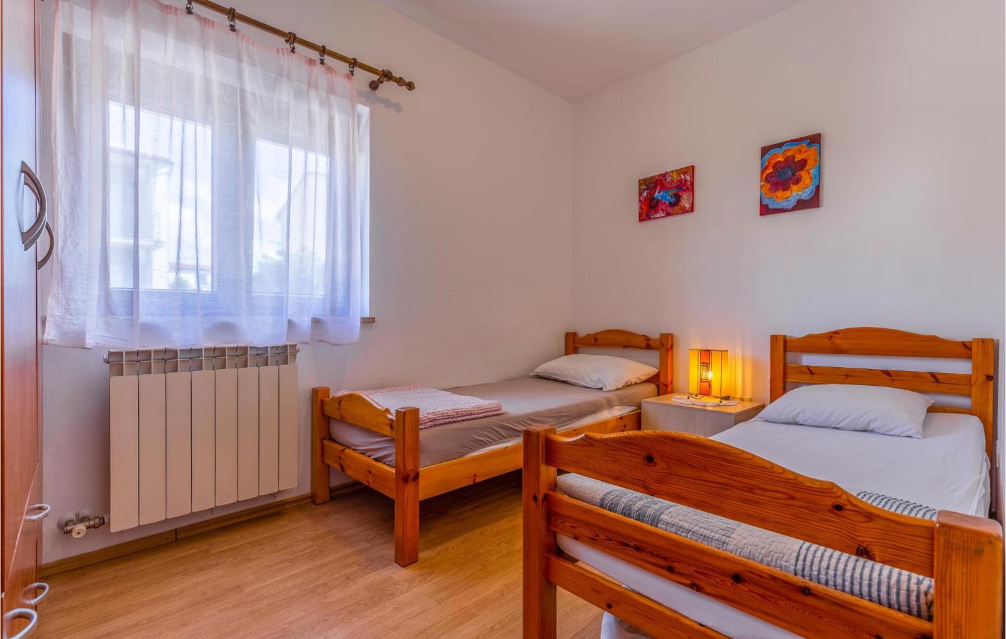 Gorgeous Apartment In Pula With Kitchen Exteriör bild